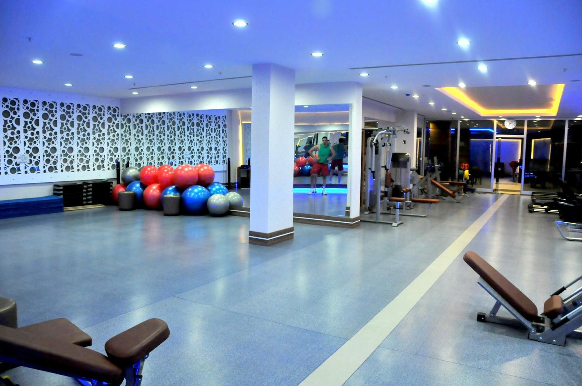 Akşehir Ozpark Hotel מראה חיצוני תמונה