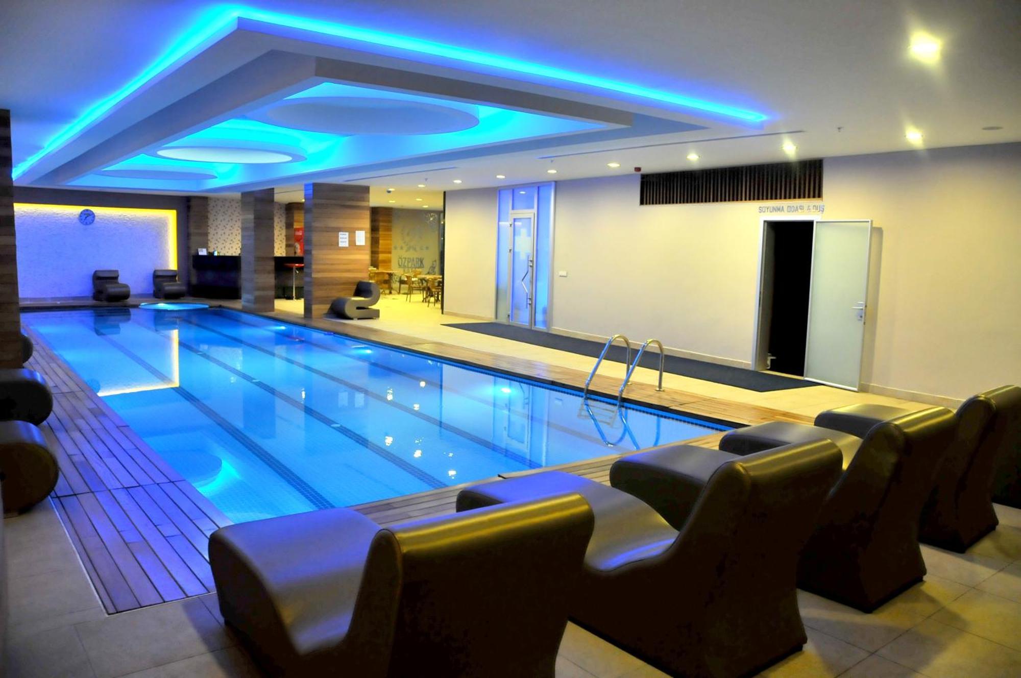Akşehir Ozpark Hotel מראה חיצוני תמונה