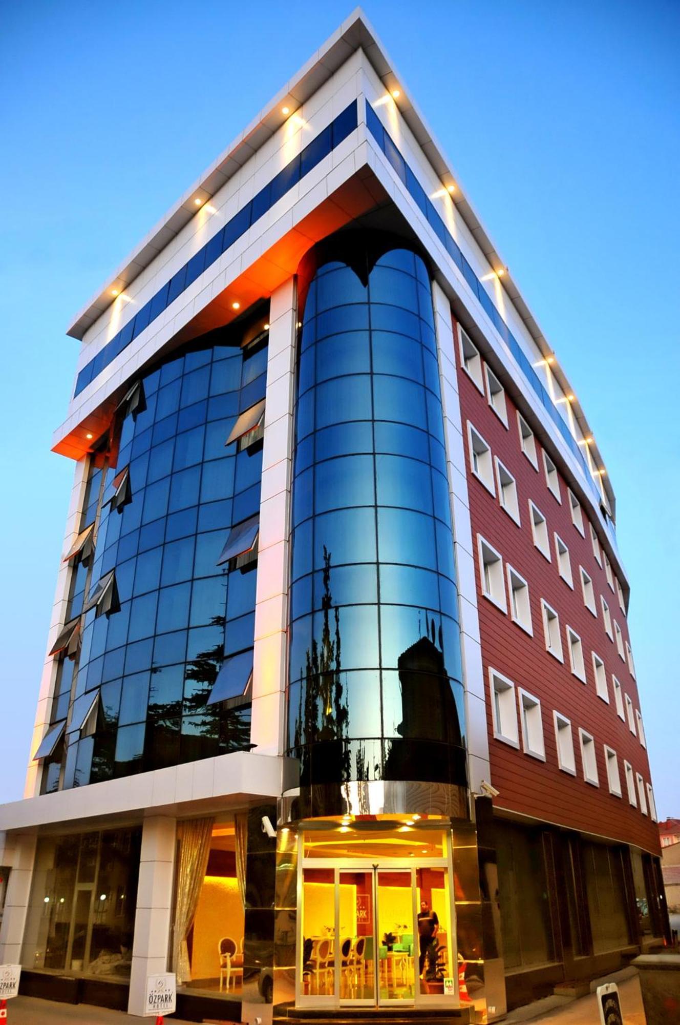 Akşehir Ozpark Hotel מראה חיצוני תמונה