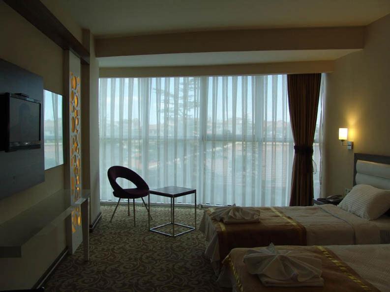 Akşehir Ozpark Hotel חדר תמונה