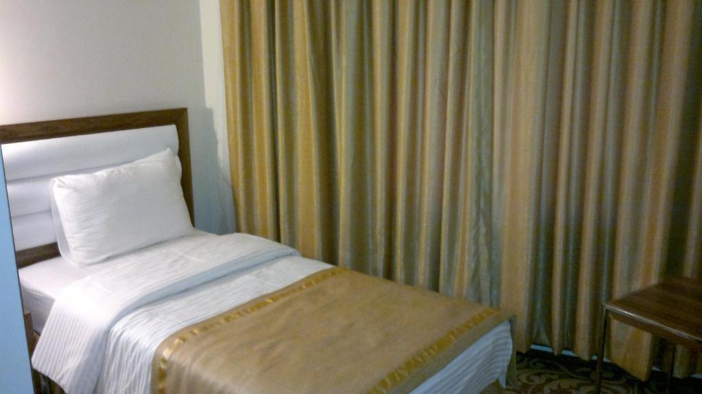 Akşehir Ozpark Hotel חדר תמונה