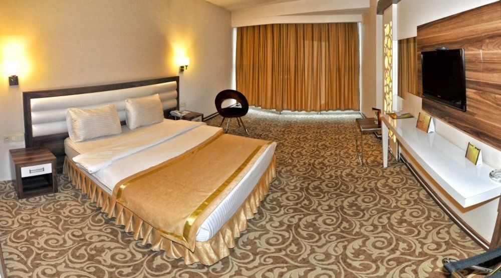 Akşehir Ozpark Hotel מראה חיצוני תמונה